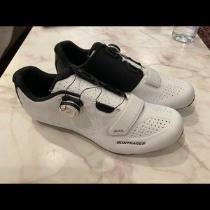 Bontrager Velocis Road Cycling Shoe Size 42 (Men 9/Women 10.5)
